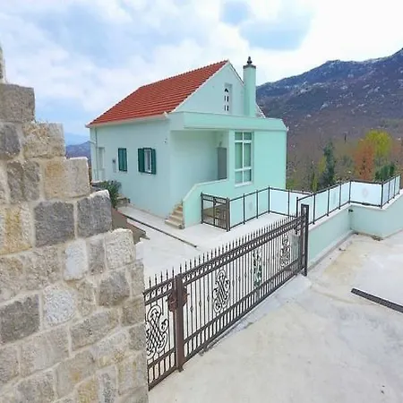 Apartamento Holiday Lucic *