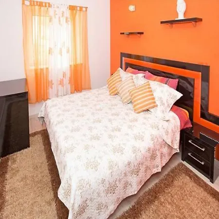 Holiday Lucic Apartamento